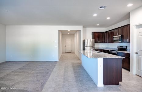 New construction Single-Family house 43760 W Cypress Lane, Maricopa, AZ 85138 - photo 8 8