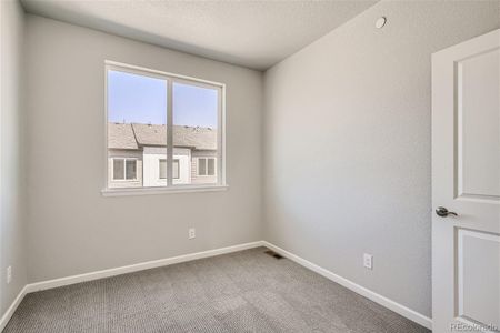New construction Townhouse house 432 Millwall Circle, Castle Pines, CO 80108 - photo 22 22