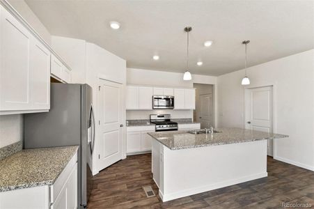New construction Single-Family house 829 Crest Street, Lochbuie, CO 80603 Chatham- photo 9 9