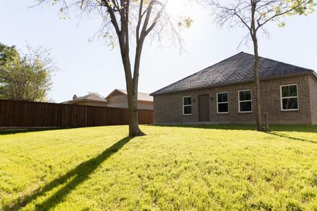 New construction Single-Family house 9437 Edgecreek Drive, Dallas, TX 75227 - photo 28 28