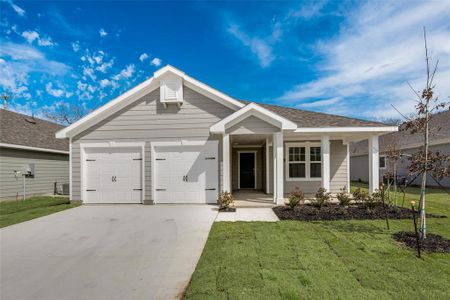 New construction Single-Family house 632 Quail Meadows Drive, Cleburne, TX 76031 Redwood R- photo 0