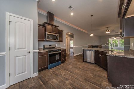 New construction Single-Family house 166 Lost Maples Way, Marion, TX 78124 - photo 8 8