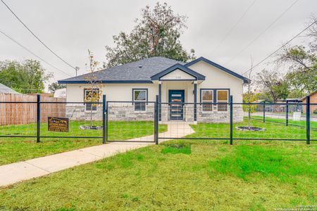 New construction Single-Family house 138 Quinta St, San Antonio, TX 78210 - photo