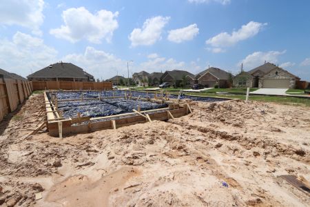 New construction Single-Family house 8639 Jetty Glen Drive, Cypress, TX 77433 Freestone - Smart Series- photo 7 7