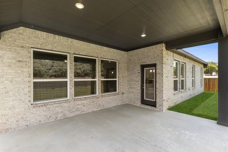 New construction Single-Family house 705 Stone Eagle Drive, Azle, TX 76020 - photo 37 37