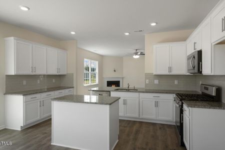 New construction Single-Family house 320 Blue Aspen Drive, Fuquay Varina, NC 27526 Wilmington - photo 12 12