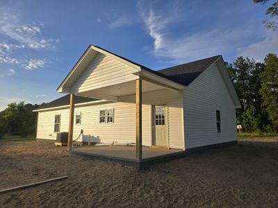 New construction Single-Family house 664 Target Road, Holly Hill, SC 29059 - photo 17 17