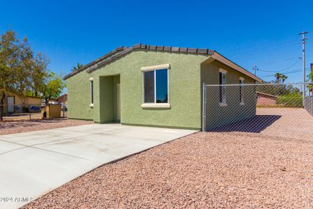 New construction Single-Family house 244 E Date Drive, Casa Grande, AZ 85122 - photo 2 2