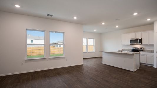 New construction Duplex house 18405-A Cremello Drive, Manor, TX 78653 The Cypress- photo 6 6