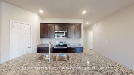 New construction Single-Family house 101 Comal Drive, Huntsville, TX 77340 - photo 5 5