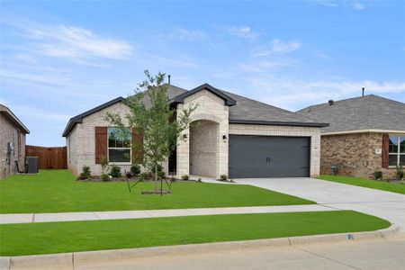 New construction Single-Family house 405 Choctaw Drive, Cleburne, TX 76033 Hamilton- photo 2 2