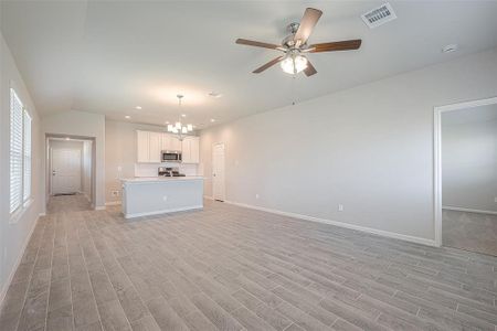New construction Single-Family house 12323 Belhaven Terrace Drive, Houston, TX 77044 - photo 9