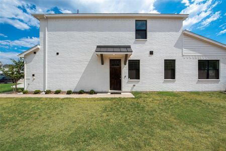 New construction Townhouse house 1101 Bowie Drive, Lewisville, TX 75077 - photo