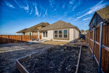 New construction Single-Family house 4725 Honeysuckle Court, Aubrey, TX 76227 Bentley Plan- photo 18 18