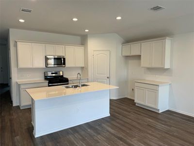 New construction Single-Family house 4920 Almond Terrace Drive, Katy, TX 77493 Plan E40I- photo 2 2