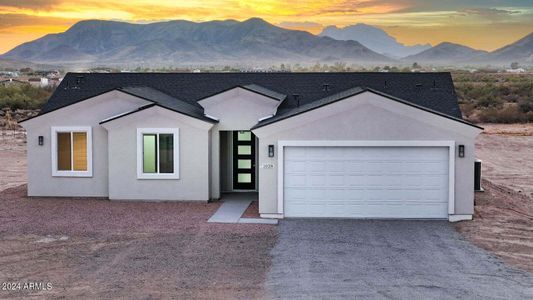 New construction Single-Family house 1028 S Wintesburg Rd, Tonopah, AZ 85354 - photo 0