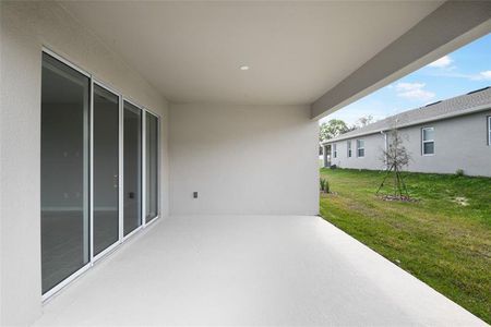 New construction Single-Family house 5326 Meadow Song Drive, Okahumpka, FL 34762 - photo 13 13