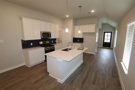 New construction Single-Family house 1214 Filly Creek Drive, Alvin, TX 77511 Periwinkle- photo 3 3