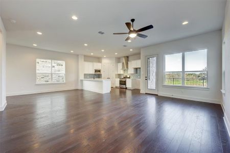 New construction Single-Family house 1531 N Red Bud Ln, Unit 40, Round Rock, TX 78665 - photo 1 1