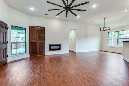New construction Single-Family house 3402 Nw 27Th Street, Fort Worth, TX 76106 - photo 2 2