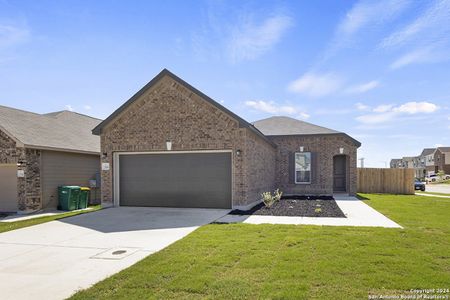 New construction Single-Family house 258 East Flowing River Drive, Boerne, TX 78006 - photo 12 12