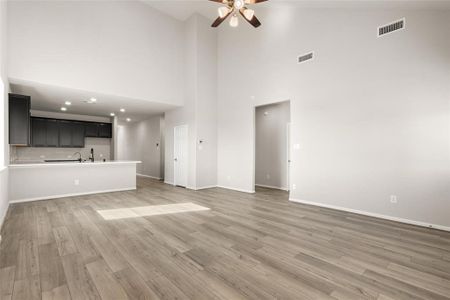 New construction Single-Family house 14330 Lunan Drive, Texas City, TX 77568 Austin Homeplan- photo 5 5