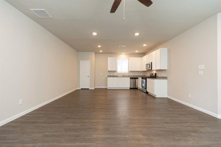 New construction Single-Family house 13758 Goldeye Drive, Conroe, TX 77384 Auburn- photo 7 7