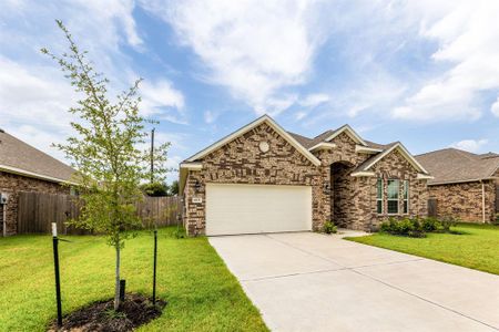 New construction Single-Family house 6115 Patton Lane, Pearland, TX 77584 - photo 1 1