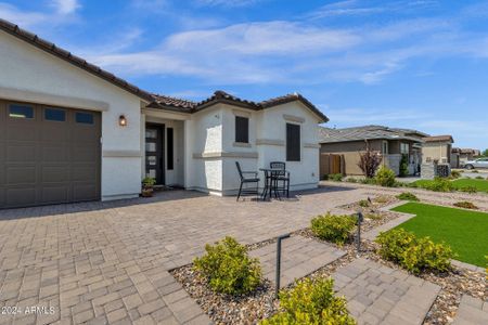 New construction Single-Family house 1951 E Sarona Court, San Tan Valley, AZ 85143 - photo 3 3