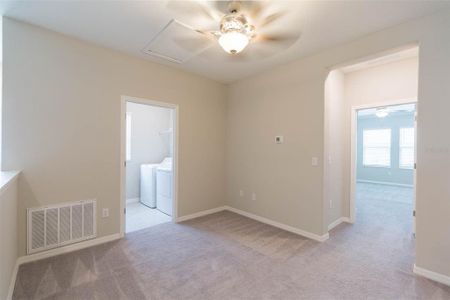 New construction Townhouse house 31588 Blue Passing Loop, Wesley Chapel, FL 33545 - photo 23 23