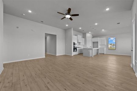 New construction Single-Family house 1425 Red Clover Avenue, Van Alstyne, TX 75495 Camden F- photo 15 15