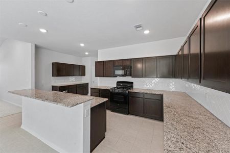 New construction Single-Family house 13301 Villa Sola Drive, Texas City, TX 77568 Sabine- photo 8 8