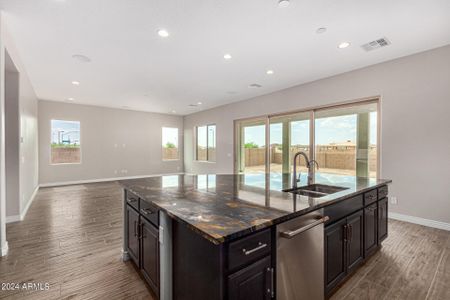 New construction Single-Family house 1510 W Cherrywood Drive, San Tan Valley, AZ 85140 - photo 10 10