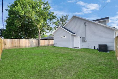 New construction Single-Family house 505 S 7Th Street, La Porte, TX 77571 - photo 42 42