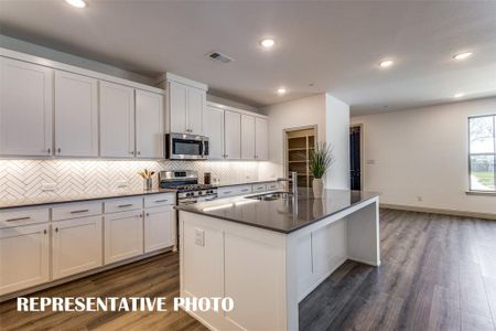 New construction Townhouse house 8845 Stablehand Mews, Frisco, TX 75034 Emily Mews- photo 6 6