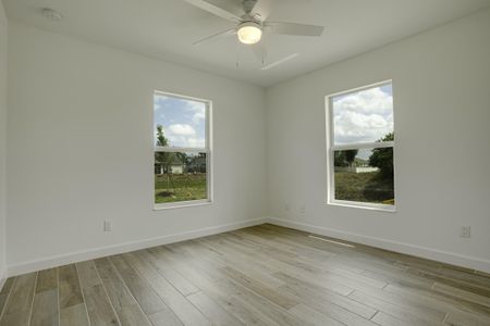 New construction Single-Family house 5502 Birch Drive, Fort Pierce, FL 34982 - photo 8 8