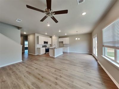 New construction Single-Family house 828 Brookside Drive, Springtown, TX 76082 - photo 2 2