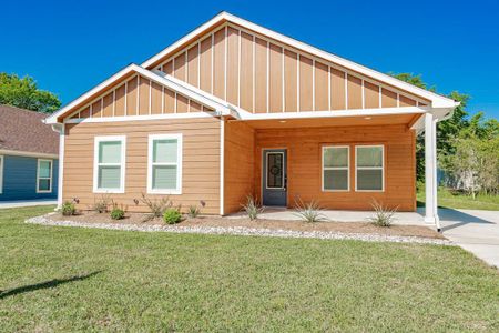New construction Single-Family house 112 Sierra Madre Street, Payne Springs, TX 75156 - photo 0 0