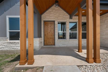 New construction Single-Family house 142 Twin Creeks Cir, Del Valle, TX 78617 - photo 2 2