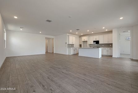 New construction Single-Family house 4304 W Sebastian Lane, San Tan Valley, AZ 85144 - photo 14 14