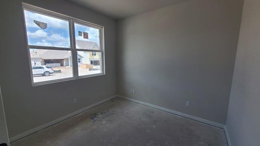 New construction Single-Family house 919 Palo Brea Loop, Hutto, TX 78634 Livingston Homeplan- photo 71 71