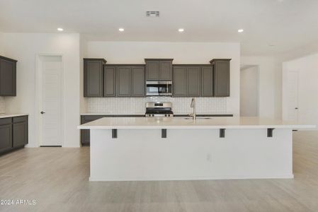 New construction Single-Family house 5533 N 193Rd Avenue, Litchfield Park, AZ 85340 Plan 2617- photo 9 9