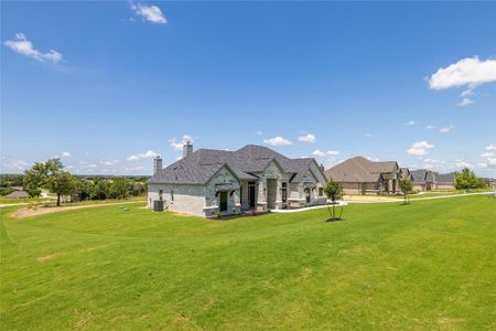 New construction Single-Family house 721 Burr Oak Lane, Weatherford, TX 76085 - photo 3 3