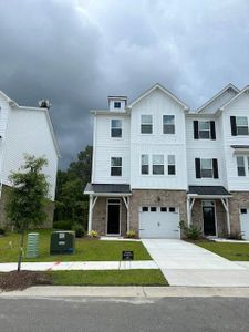 New construction Townhouse house 9409 Sun Fountain Drive, Summerville, SC 29485 - photo 0