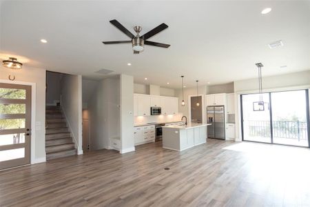 New construction Single-Family house 2802 Lawrence Dr, Austin, TX 78734 - photo 7 7