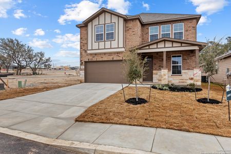 New construction Single-Family house 2412 Seabream Drive, San Antonio, TX 78245 - photo 3 3