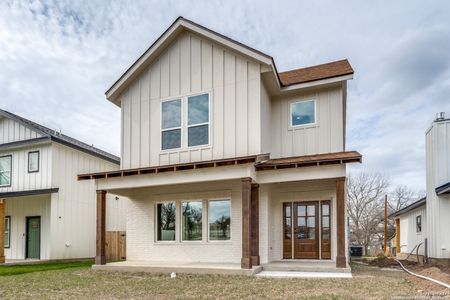 New construction Single-Family house 182 W Torrey St, New Braunfels, TX 78130 - photo