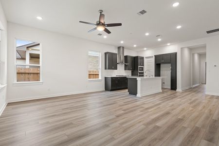 New construction Single-Family house 309 Lariat Loop, Liberty Hill, TX 78642 Magnolia- photo 39 39