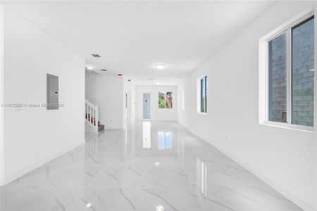 New construction Townhouse house 22443 Sw 125 Ave, Unit A, Miami, FL 33170 - photo 4 4