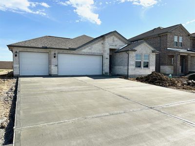 New construction Single-Family house 27 Wichita Trail, Dayton, TX 77535 The Riviera C with 3-Car Garage- photo 4 4